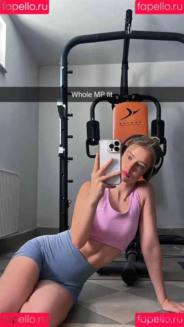 Mira.004 / model_mira Onlyfans Photo Gallery 