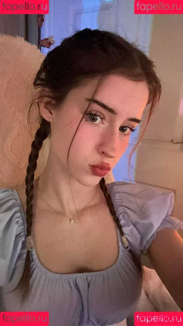 Mira.004 / model_mira Onlyfans Photo Gallery 