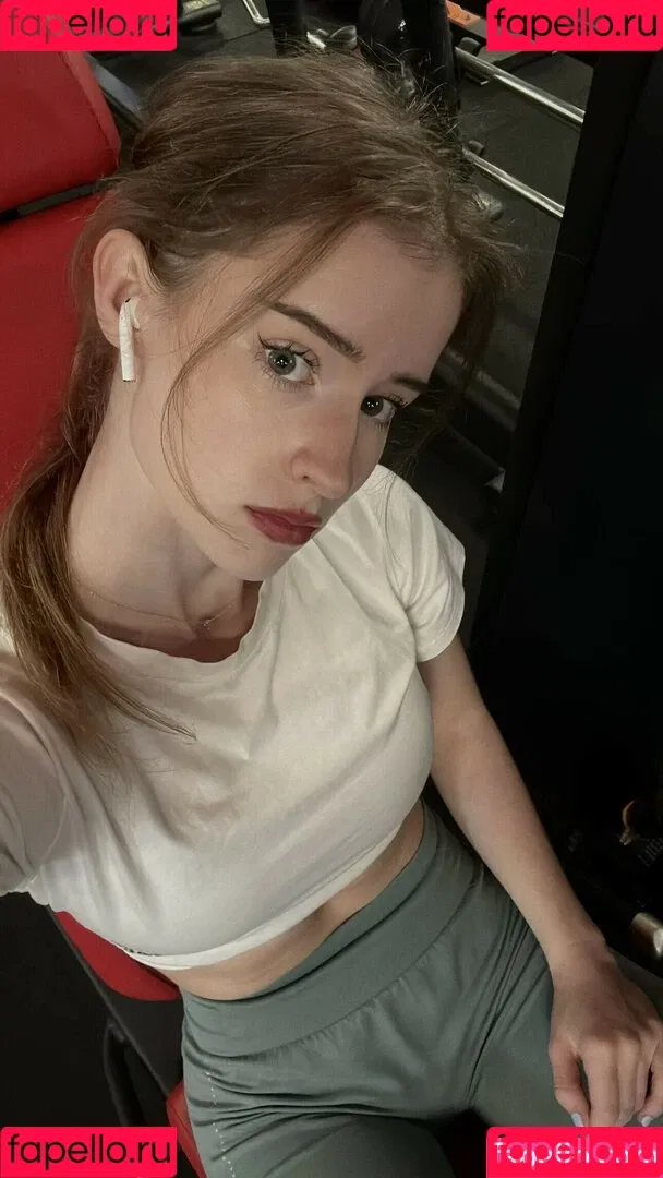 Mira.004 / model_mira Onlyfans Photo Gallery 