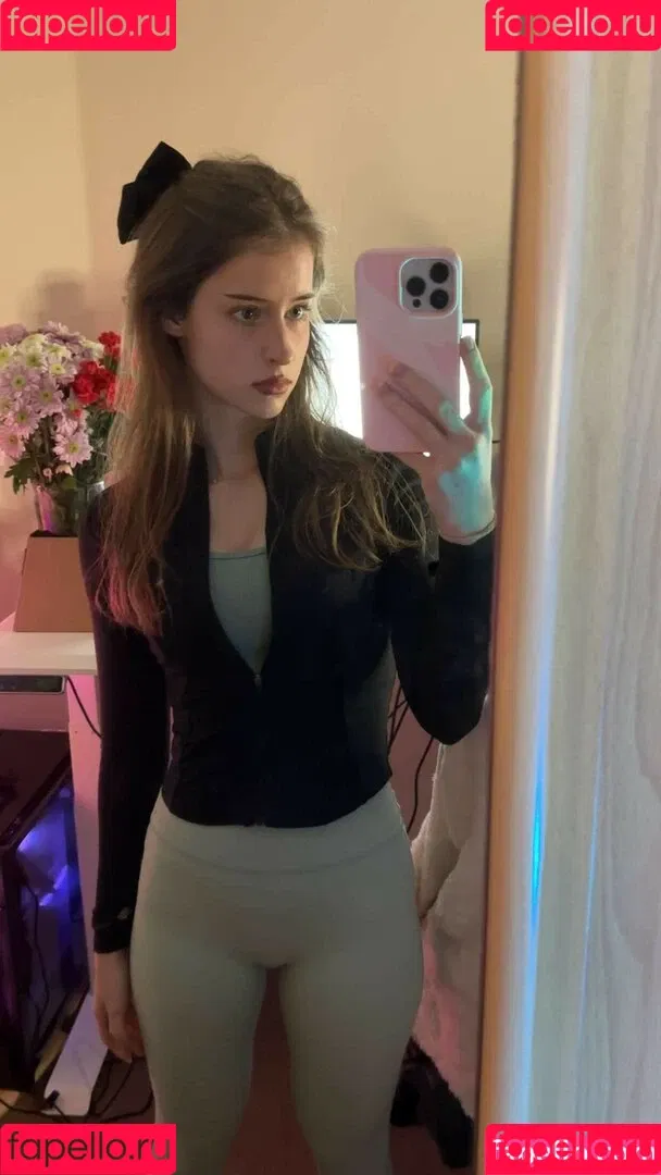 Mira.004 / model_mira Onlyfans Photo Gallery 
