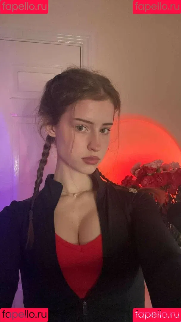 Mira.004 / model_mira Onlyfans Photo Gallery 