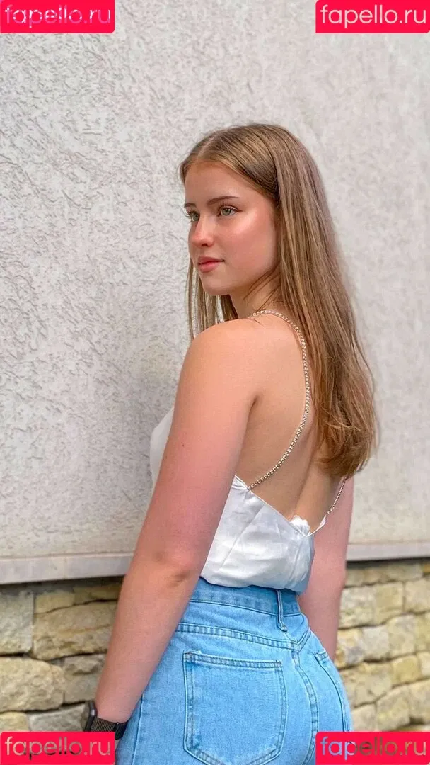 Mira.004 / model_mira Onlyfans Photo Gallery 