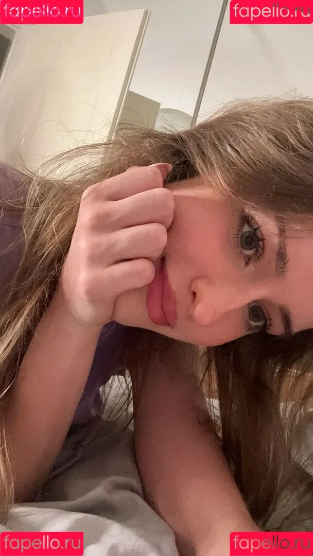 Mira.004 / model_mira Onlyfans Photo Gallery 