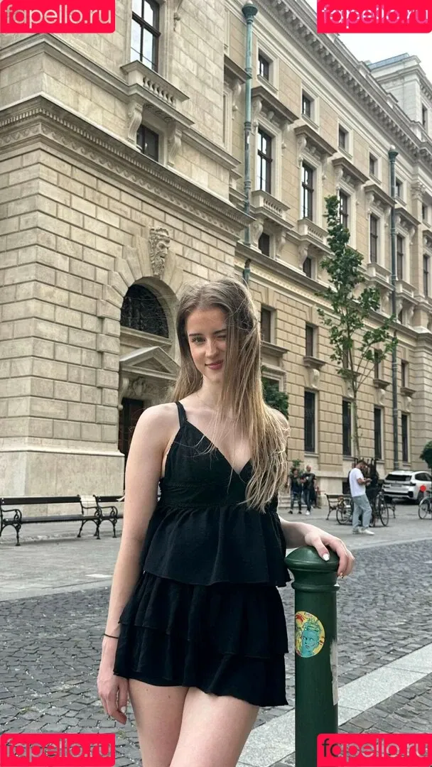 Mira.004 / model_mira Onlyfans Photo Gallery 