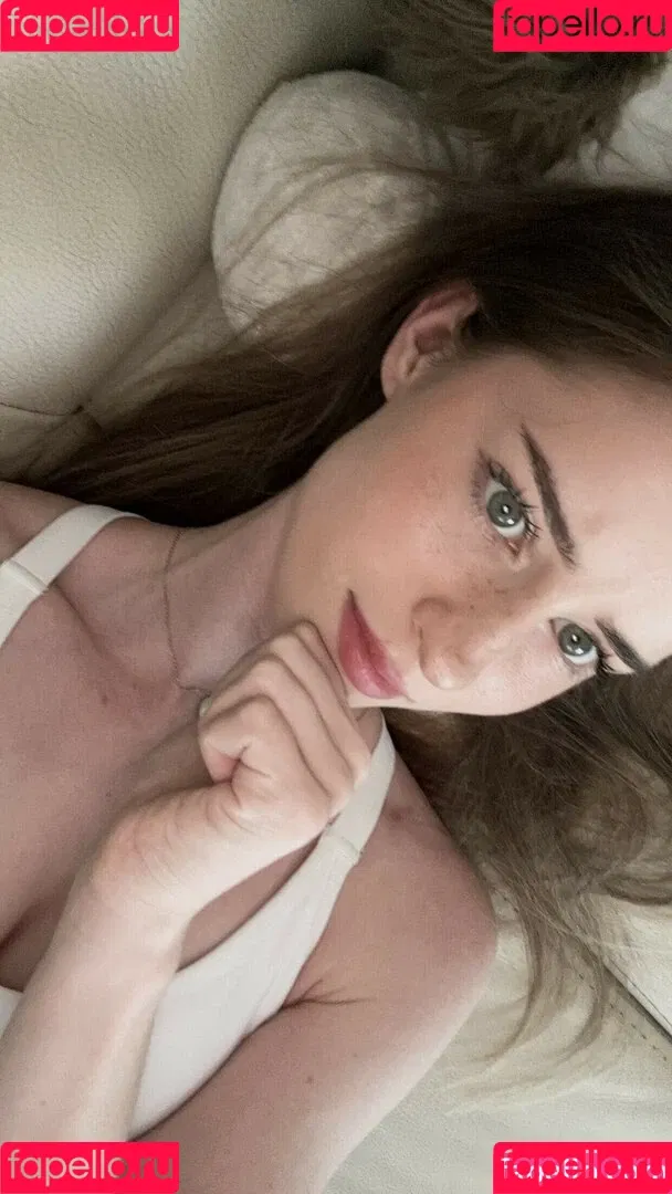Mira.004 / model_mira Onlyfans Photo Gallery 