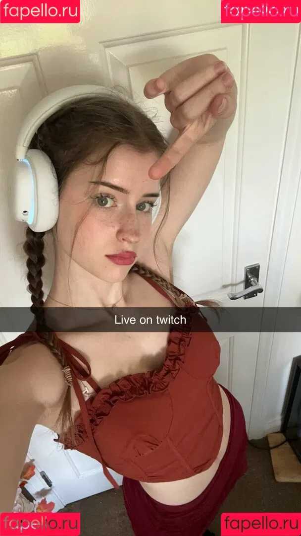 Mira.004 / model_mira Onlyfans Photo Gallery 
