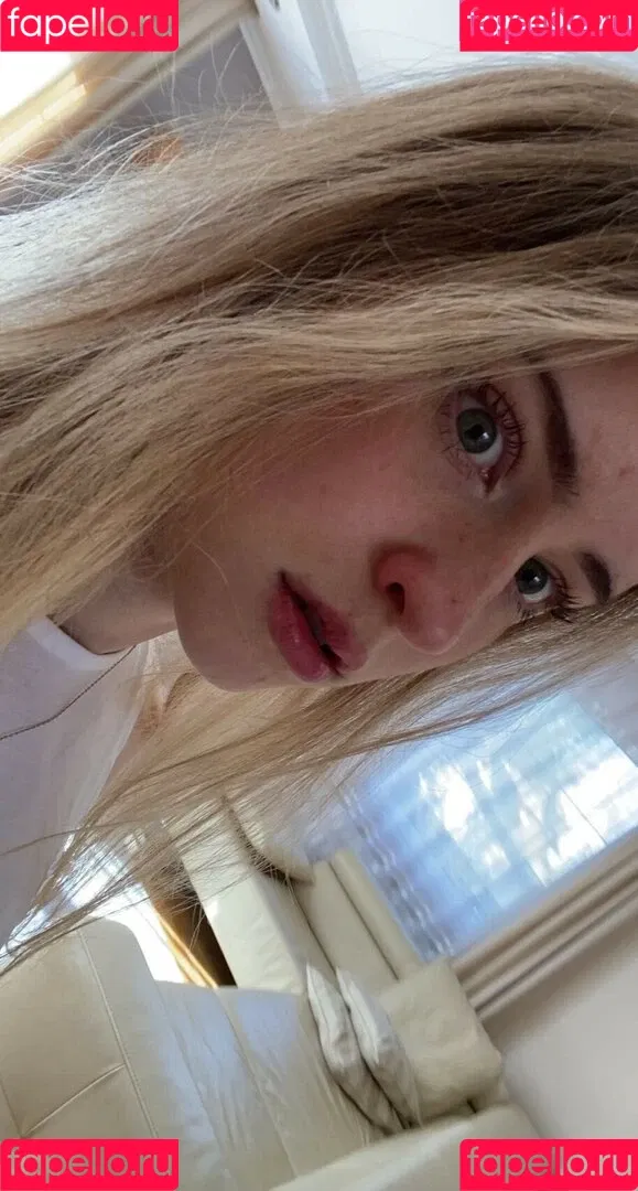 Mira.004 / model_mira Onlyfans Photo Gallery 