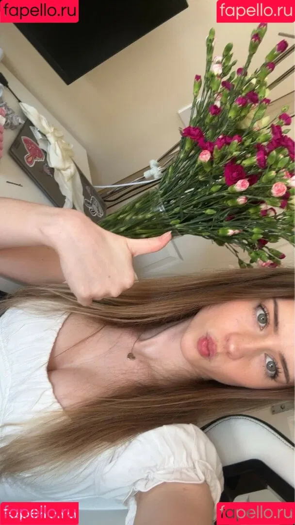 Mira.004 / model_mira Onlyfans Photo Gallery 