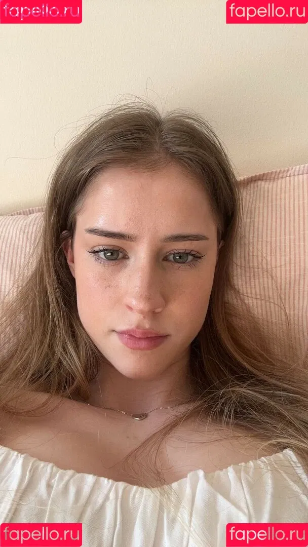 Mira.004 / model_mira Onlyfans Photo Gallery 