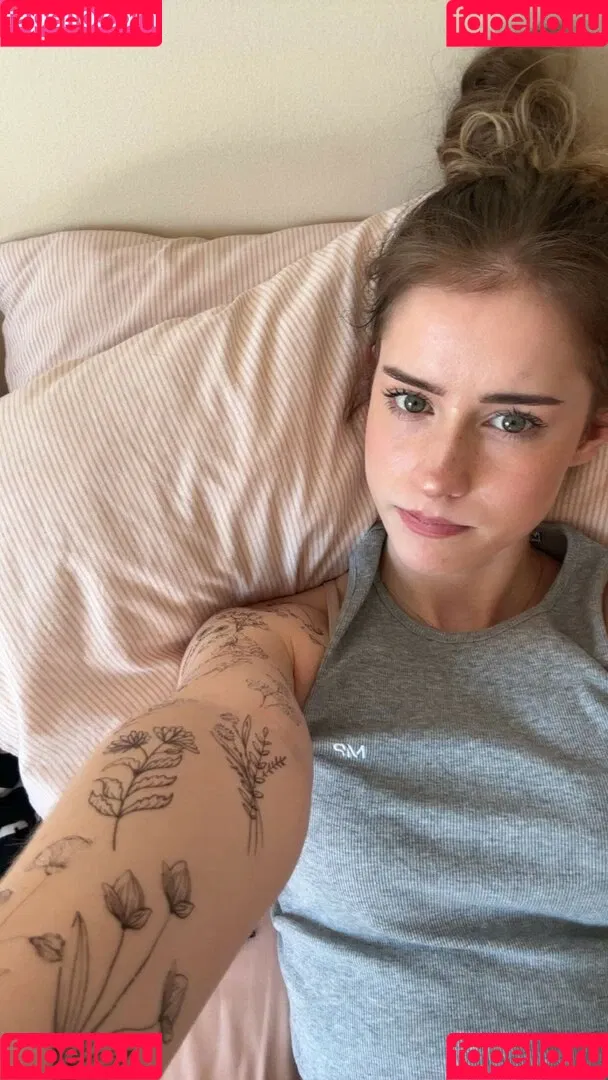 Mira.004 / model_mira Onlyfans Photo Gallery 