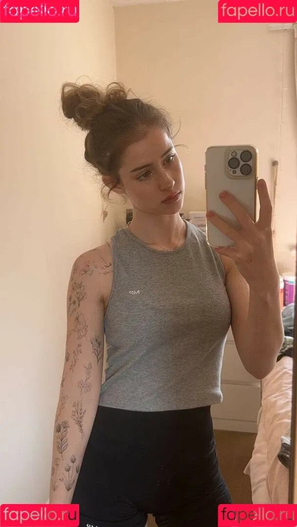 Mira.004 / model_mira Onlyfans Photo Gallery 