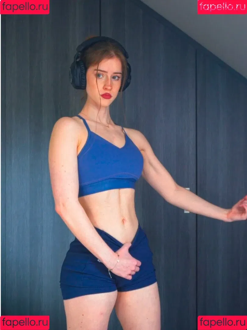 Mira.004 / model_mira Onlyfans Photo Gallery 