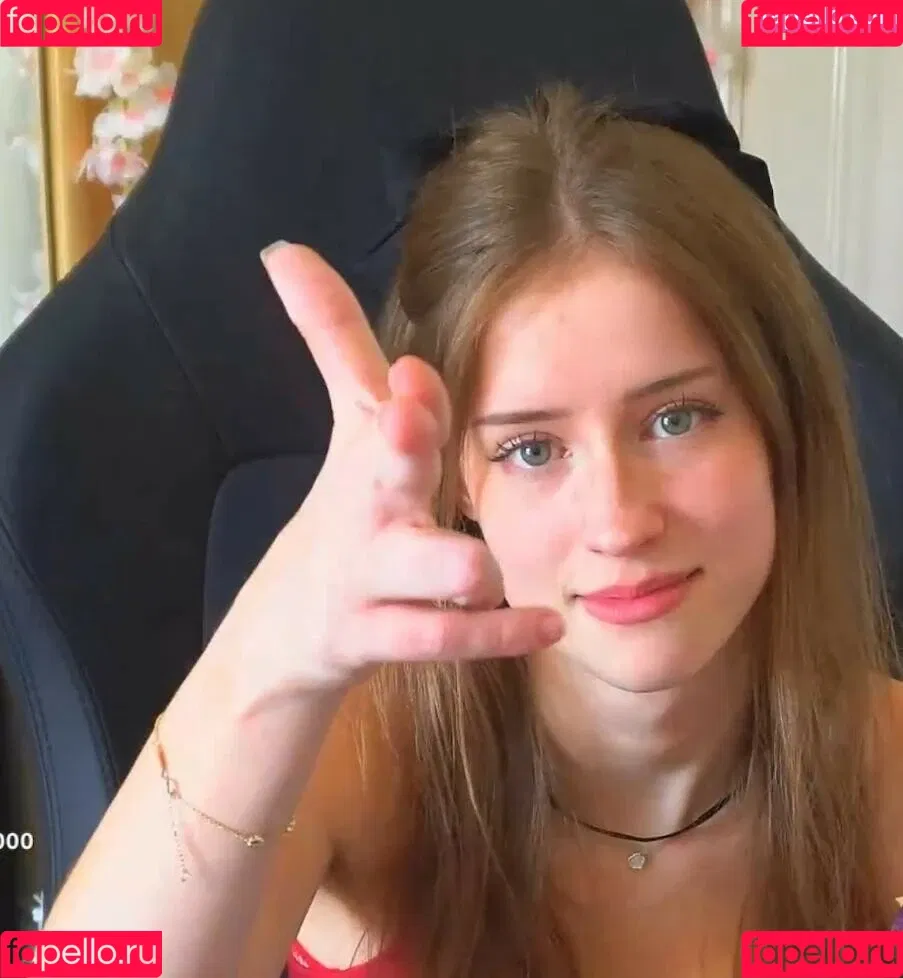 Mira.004 / model_mira Onlyfans Photo Gallery 