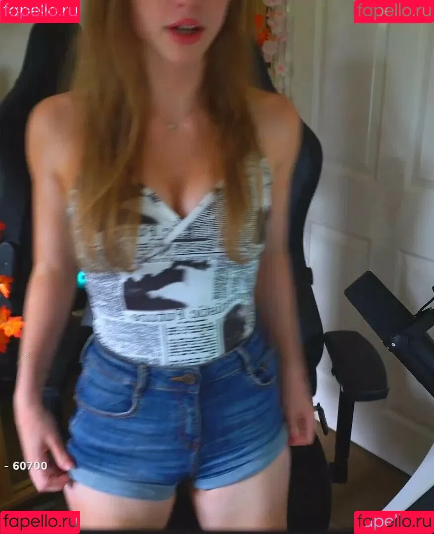Mira.004 / model_mira Onlyfans Photo Gallery 