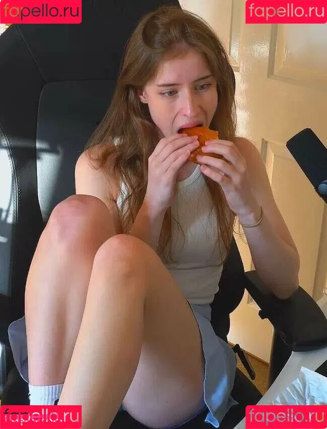 Mira.004 / model_mira Onlyfans Photo Gallery 