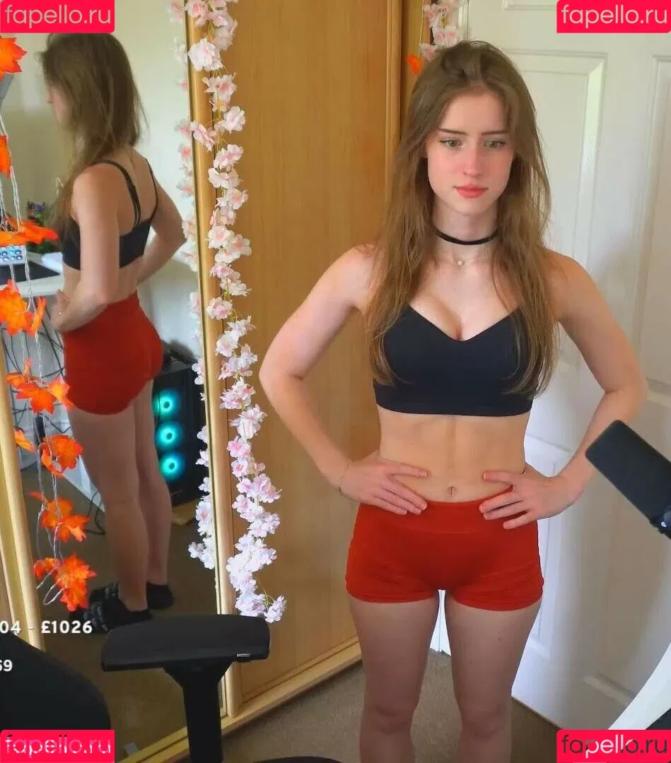 Mira.004 / model_mira Onlyfans Photo Gallery 