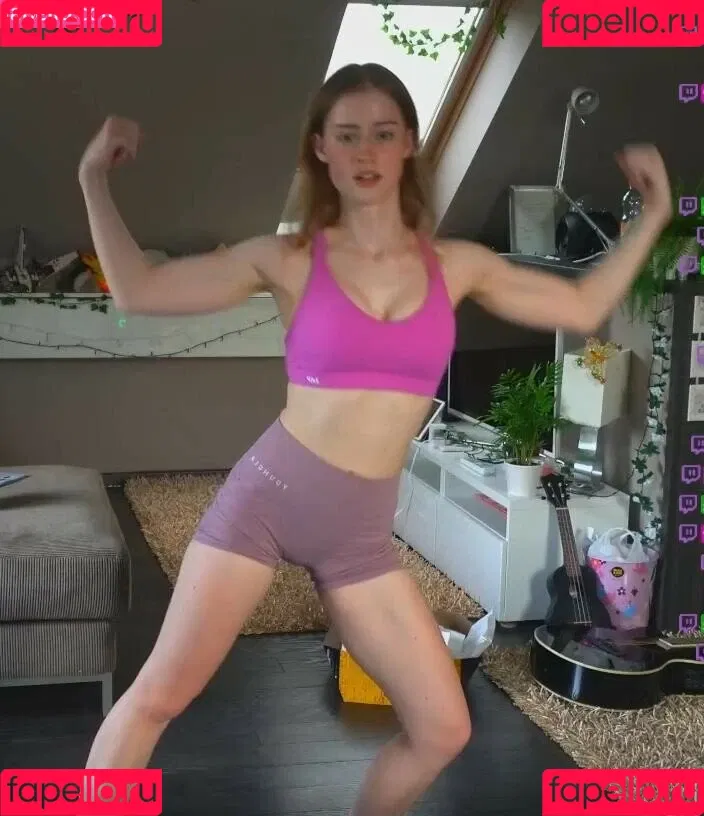 Mira.004 / model_mira Onlyfans Photo Gallery 
