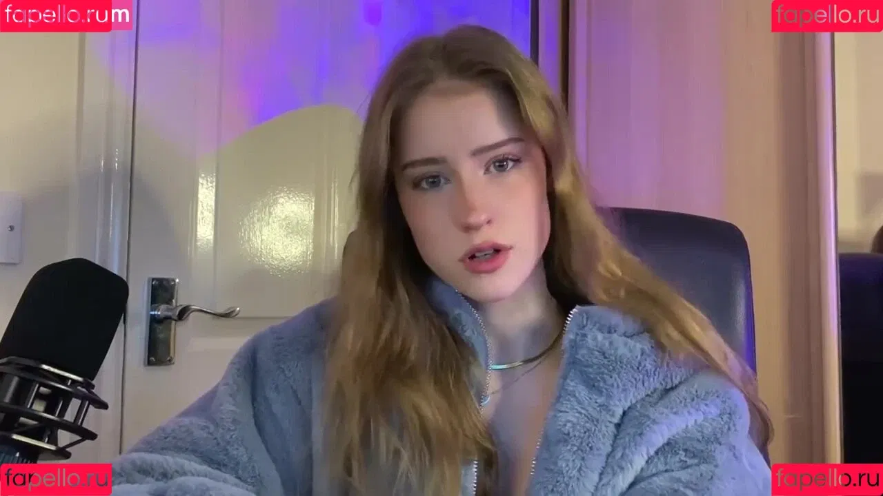 Mira.004 / model_mira Onlyfans Photo Gallery 