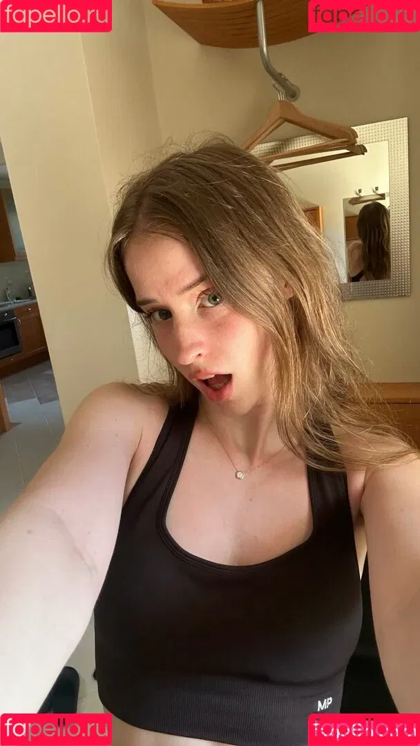 Mira.004 / model_mira Onlyfans Photo Gallery 
