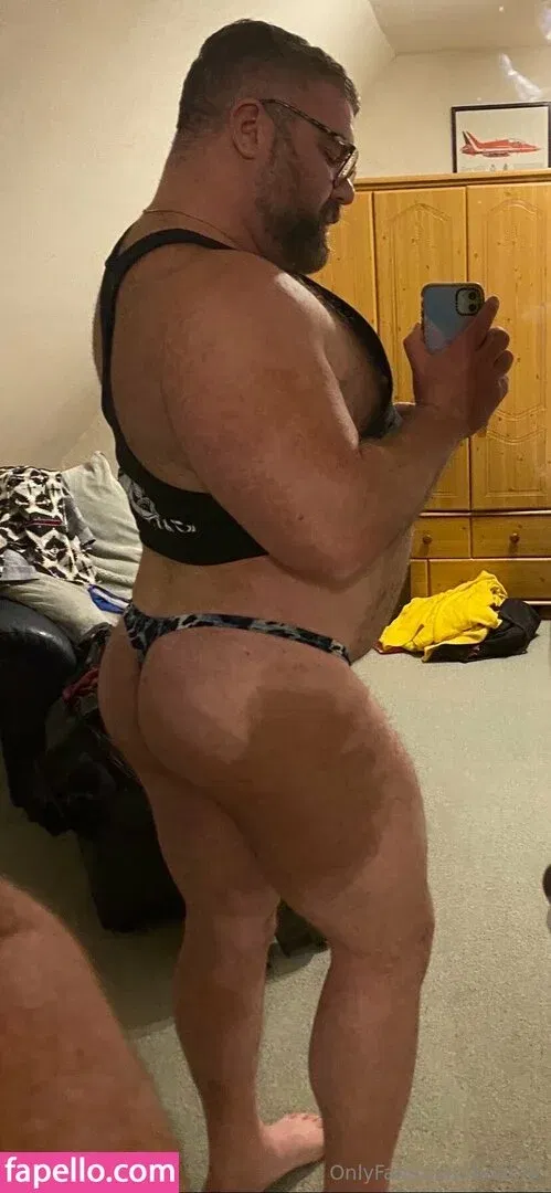 britbull / bullbrit Onlyfans Photo Gallery 