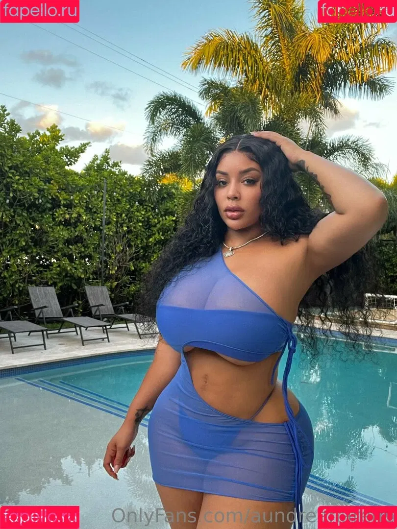 Aundreana Rene / Creole barbie / creolebarbieee / creolebarbieeee Onlyfans Photo Gallery 
