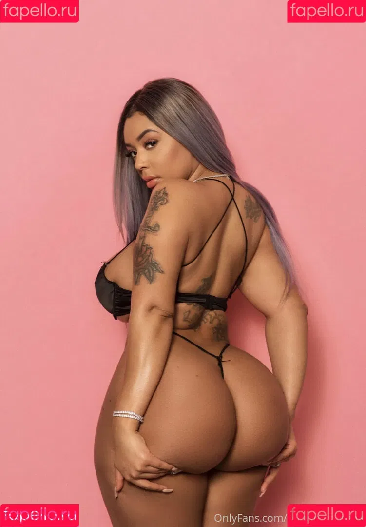 Aundreana Rene / Creole barbie / creolebarbieee / creolebarbieeee Onlyfans Photo Gallery 