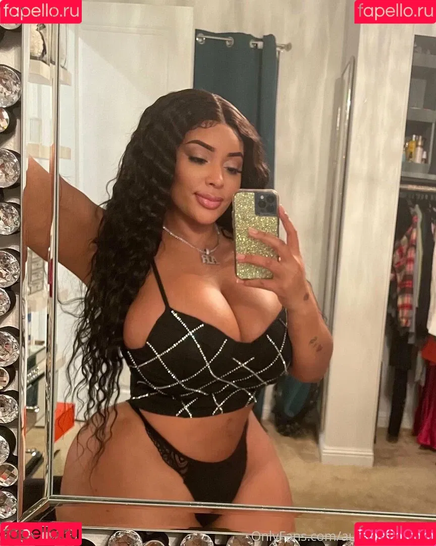 Aundreana Rene / Creole barbie / creolebarbieee / creolebarbieeee Onlyfans Photo Gallery 