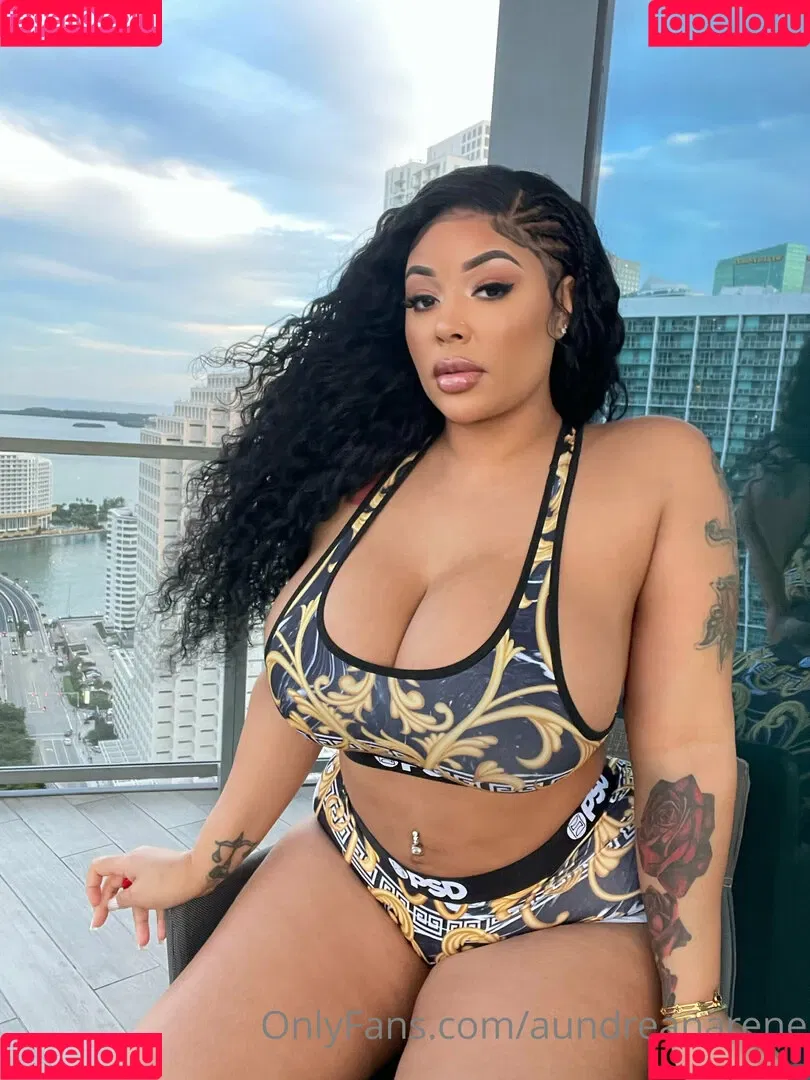 Aundreana Rene / Creole barbie / creolebarbieee / creolebarbieeee Onlyfans Photo Gallery 