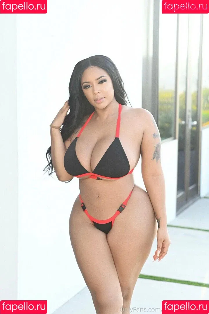 Aundreana Rene / Creole barbie / creolebarbieee / creolebarbieeee Onlyfans Photo Gallery 