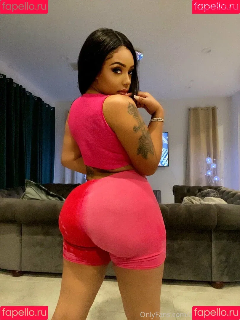 Aundreana Rene / Creole barbie / creolebarbieee / creolebarbieeee Onlyfans Photo Gallery 