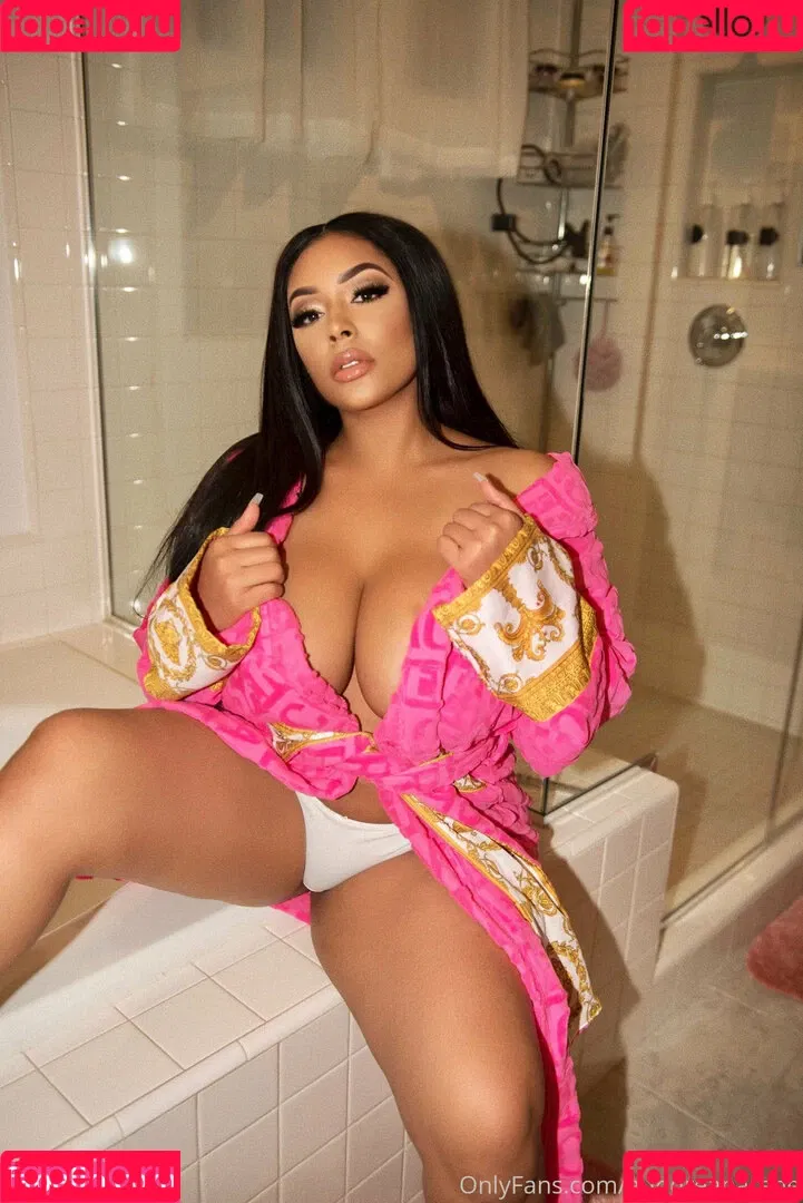 Aundreana Rene / Creole barbie / creolebarbieee / creolebarbieeee Onlyfans Photo Gallery 