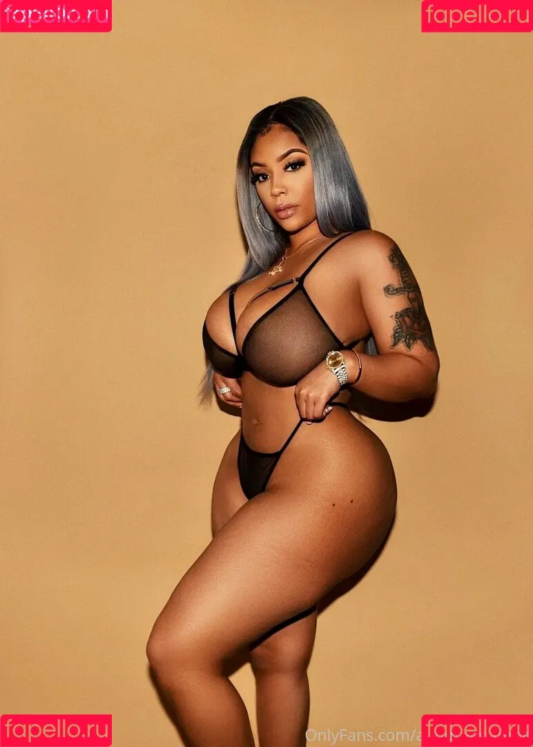 Aundreana Rene / Creole barbie / creolebarbieee / creolebarbieeee Onlyfans Photo Gallery 