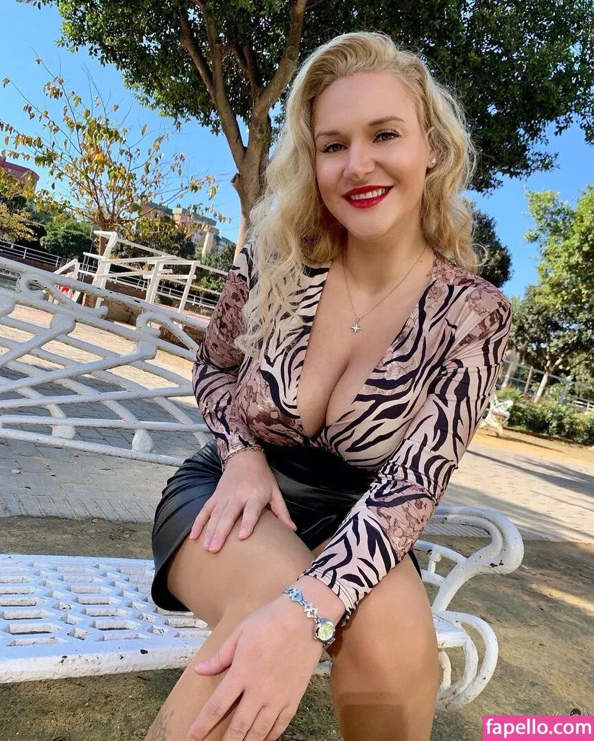 dollyfoxvip / dollyliciousfox Onlyfans Photo Gallery 