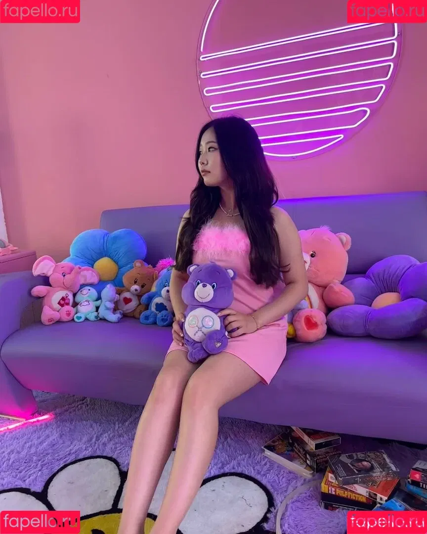 Jessica / h.yojeong / jessicahkim / jessicanigri / kaburbank Onlyfans Photo Gallery 
