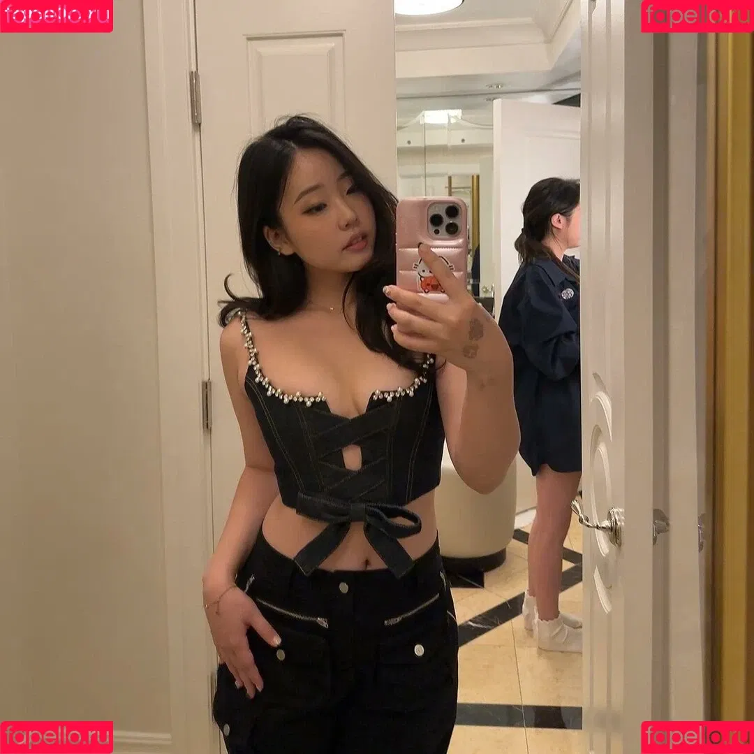 Jessica / h.yojeong / jessicahkim / jessicanigri / kaburbank Onlyfans Photo Gallery 