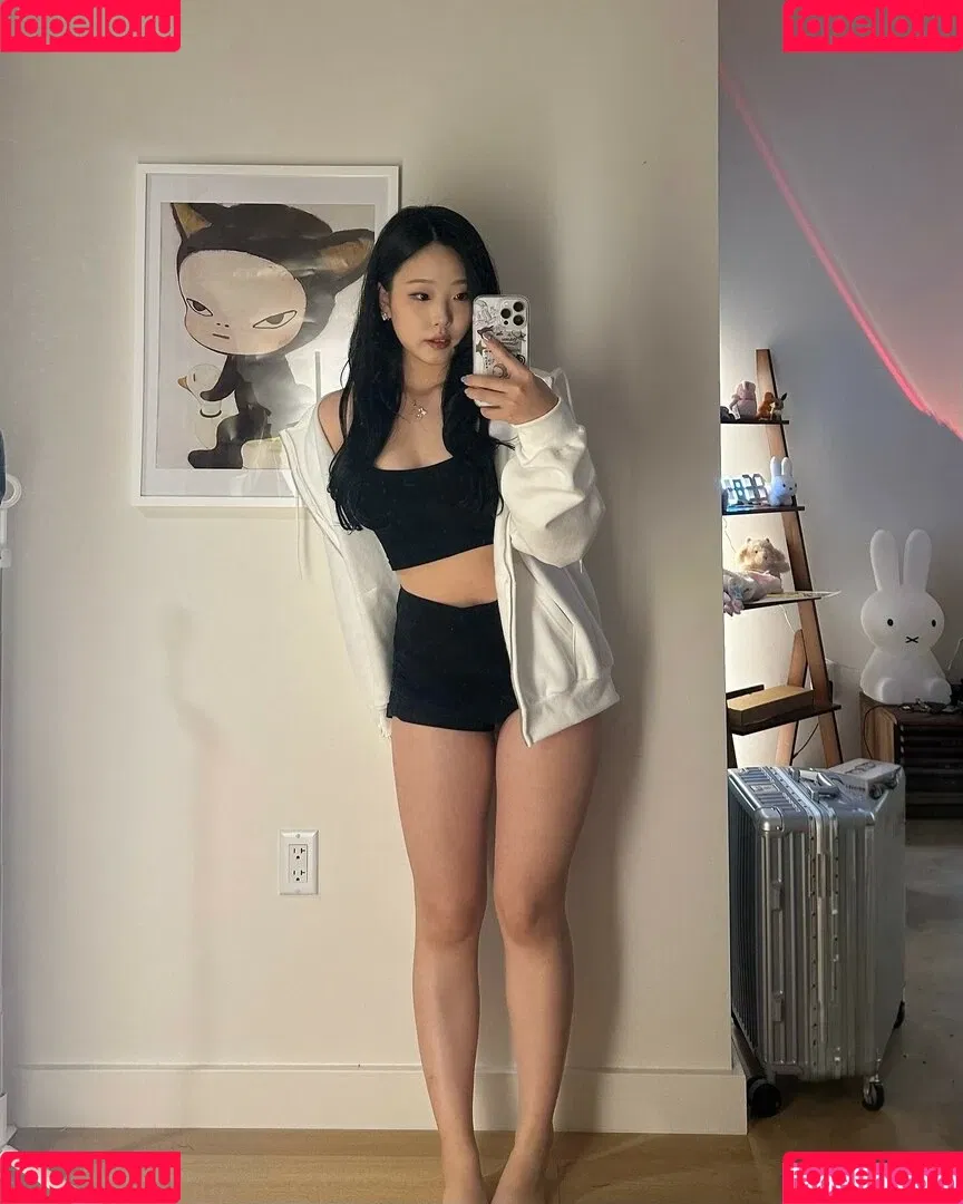 Jessica / h.yojeong / jessicahkim / jessicanigri / kaburbank Onlyfans Photo Gallery 