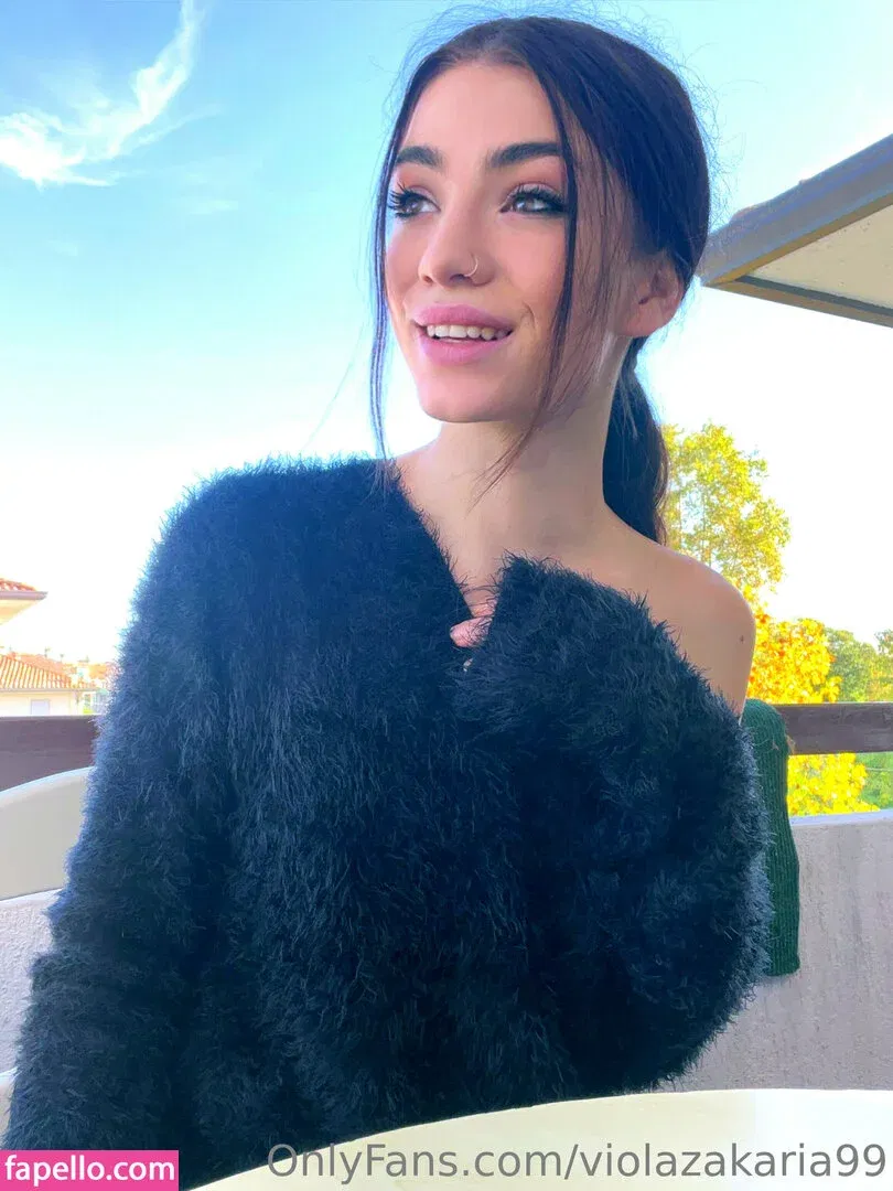 violazakaria99 Onlyfans Photo Gallery 