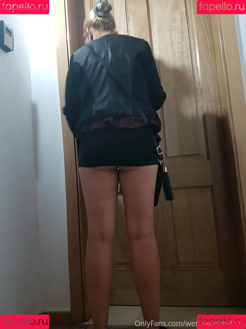 suminniebaek / wet-naughty-kitty Onlyfans Photo Gallery 