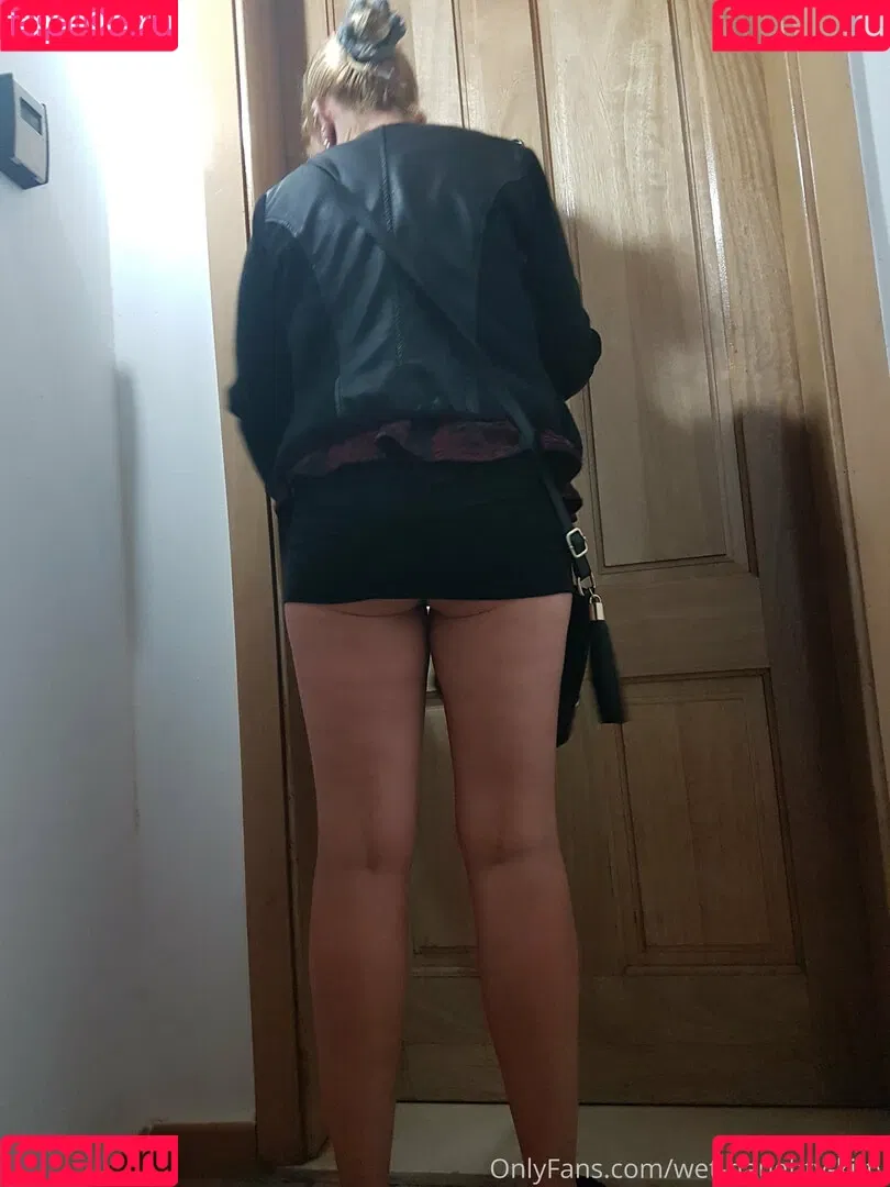 suminniebaek / wet-naughty-kitty Onlyfans Photo Gallery 