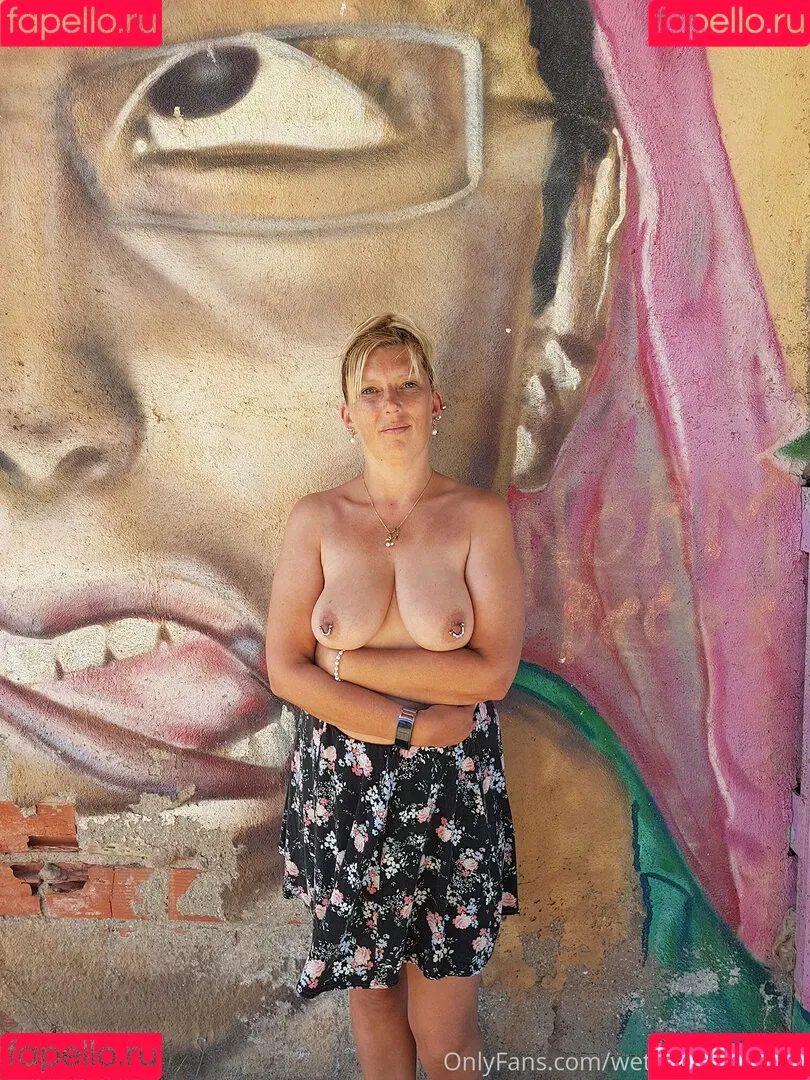 suminniebaek / wet-naughty-kitty Onlyfans Photo Gallery 
