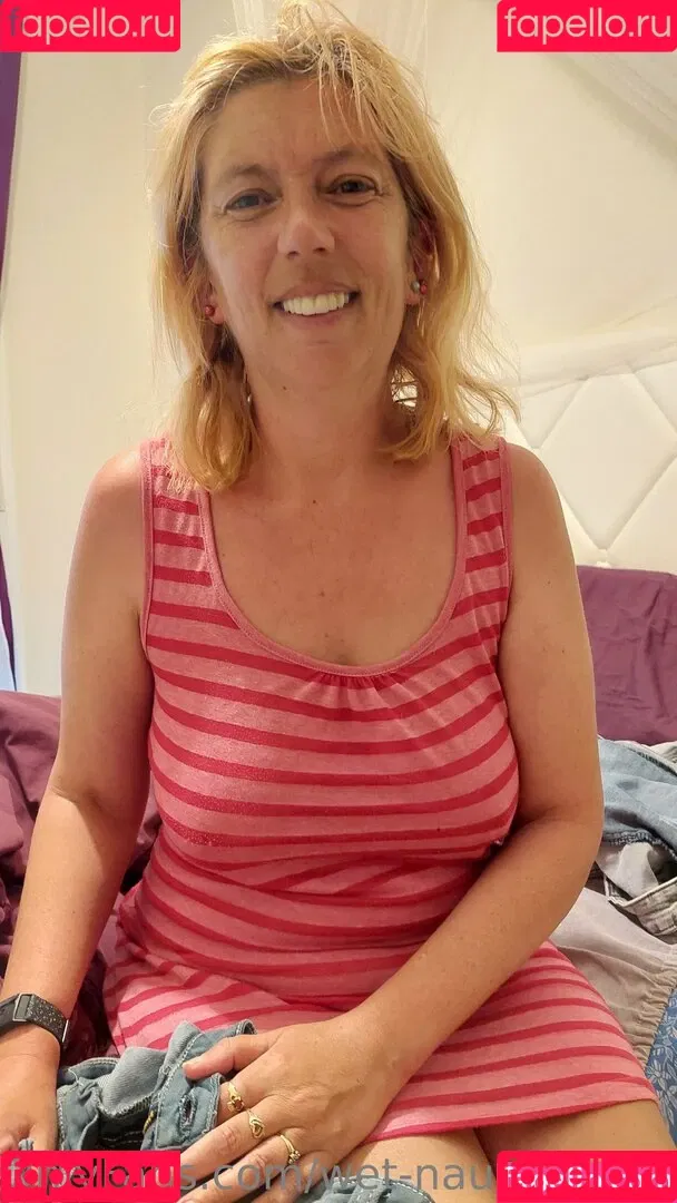 suminniebaek / wet-naughty-kitty Onlyfans Photo Gallery 