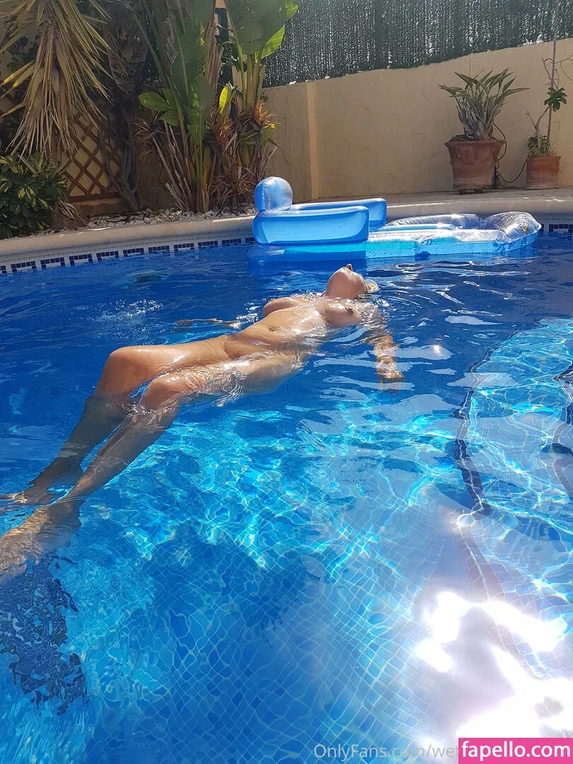 suminniebaek / wet-naughty-kitty Onlyfans Photo Gallery 