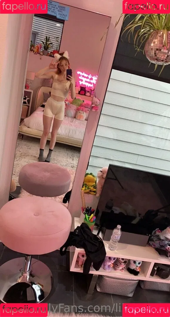 lili.anaxo / lily.anaxo Onlyfans Photo Gallery 