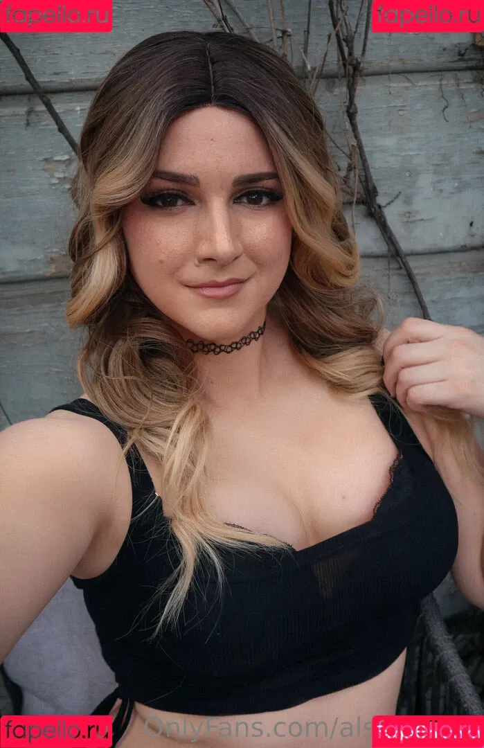 AlsoAshley / Ashley Barron / alsoashleyb / https: Onlyfans Photo Gallery 