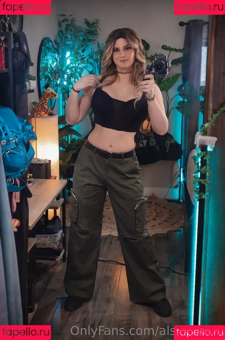 AlsoAshley / Ashley Barron / alsoashleyb / https: Onlyfans Photo Gallery 