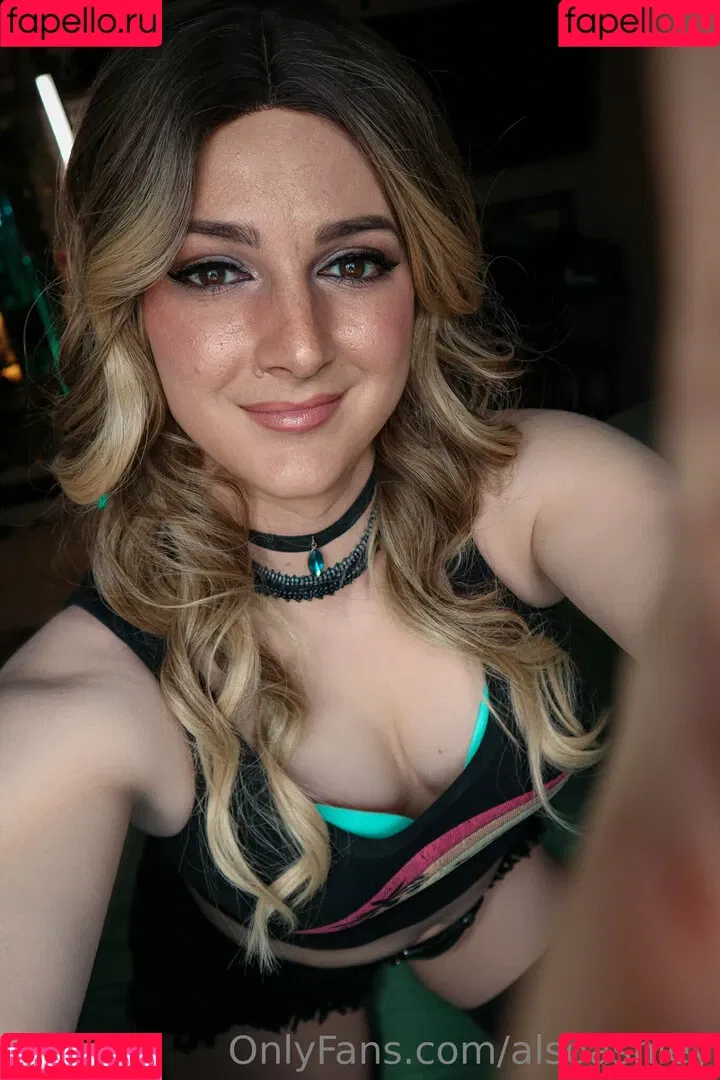 AlsoAshley / Ashley Barron / alsoashleyb / https: Onlyfans Photo Gallery 