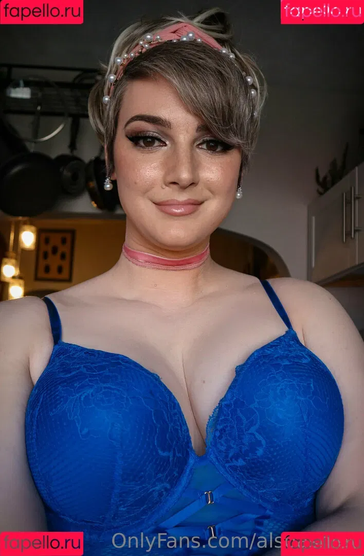 AlsoAshley / Ashley Barron / alsoashleyb / https: Onlyfans Photo Gallery 