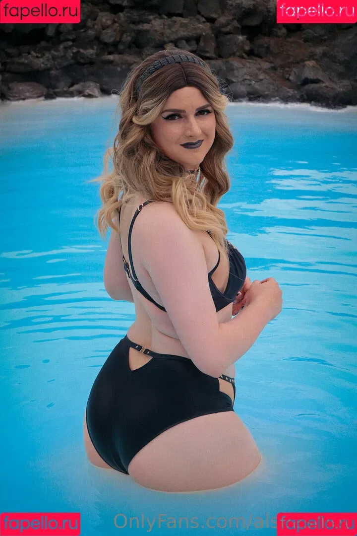 AlsoAshley / Ashley Barron / alsoashleyb / https: Onlyfans Photo Gallery 