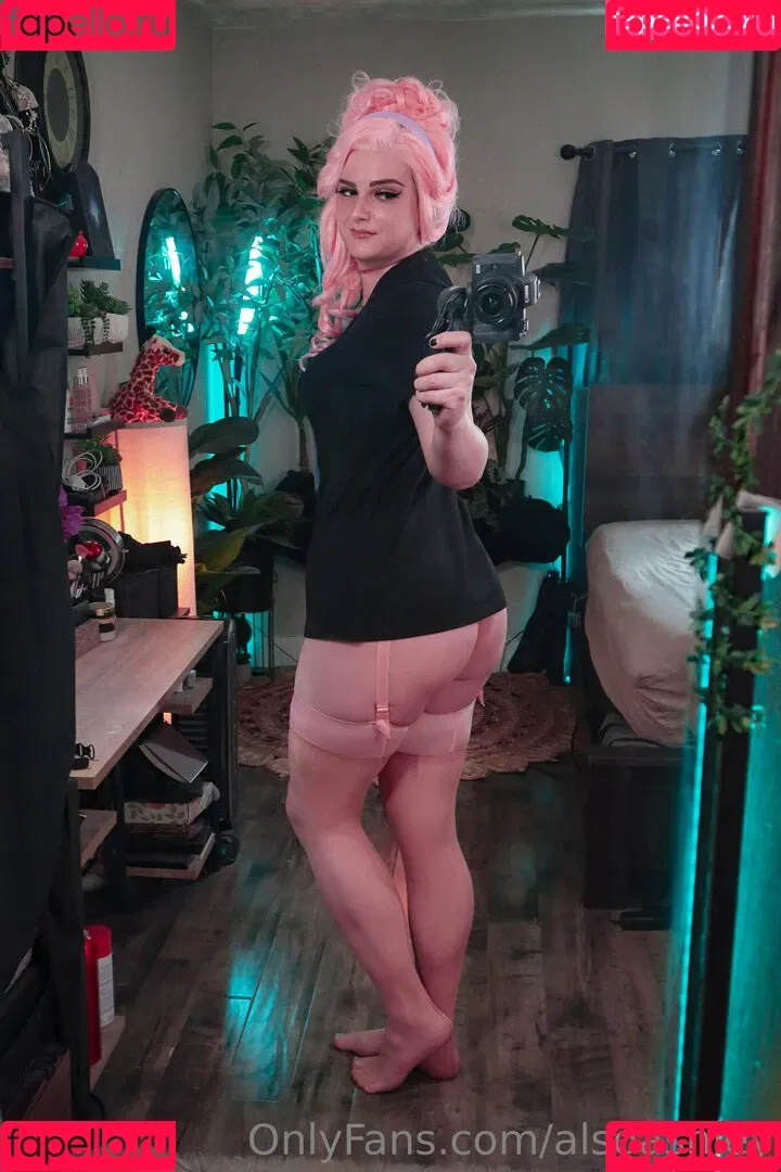 AlsoAshley / Ashley Barron / alsoashleyb / https: Onlyfans Photo Gallery 