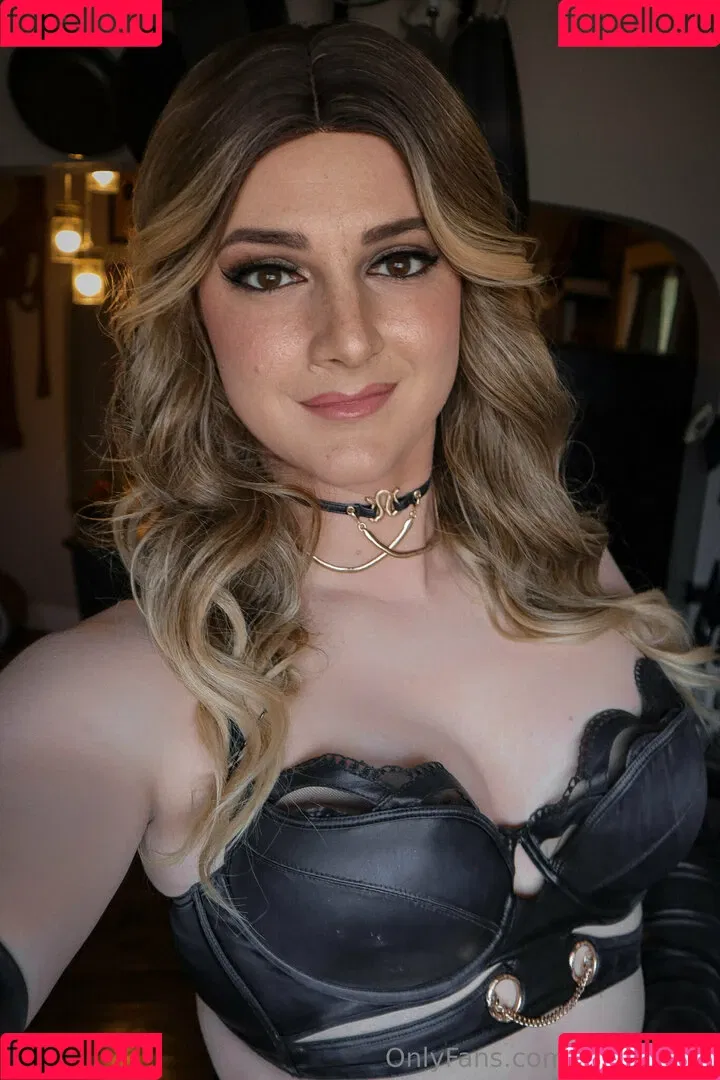 AlsoAshley / Ashley Barron / alsoashleyb / https: Onlyfans Photo Gallery 